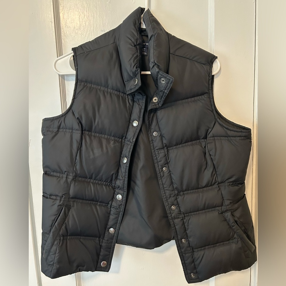 Lands End Black Puffer Vest. Size S. In excellent condition!